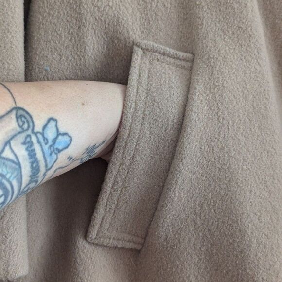 Wellington Fashions Women's Large Tan Wool Vintage Pea Coat Made in USA - Picture 5 of 7